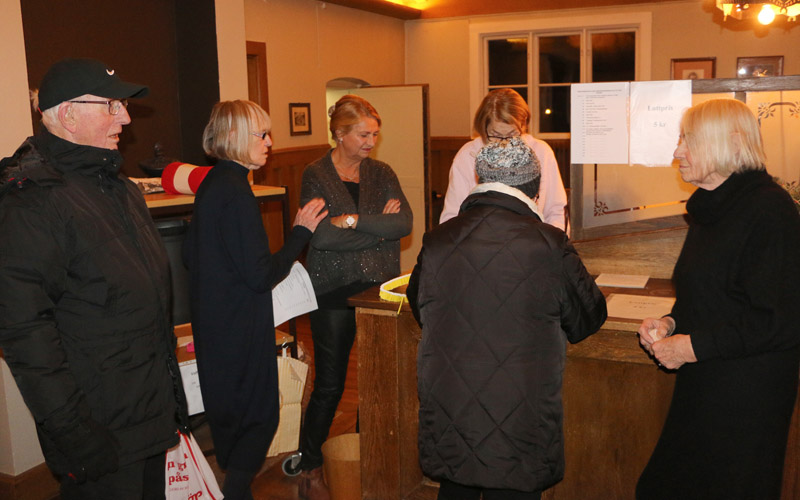 Många guider fanns på plats för att välkomna och informera besökarna.